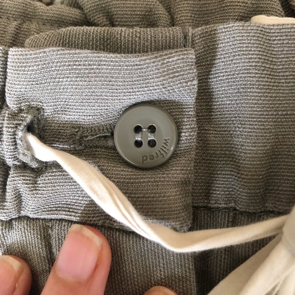 WILFRED/ ARITZIA Linen Grey trousers - Picture 15 of 16